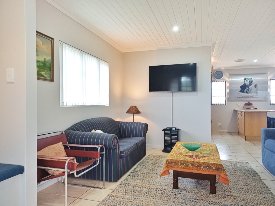 3 Bedroom Property for Sale in Grootbrakhoogte Western Cape